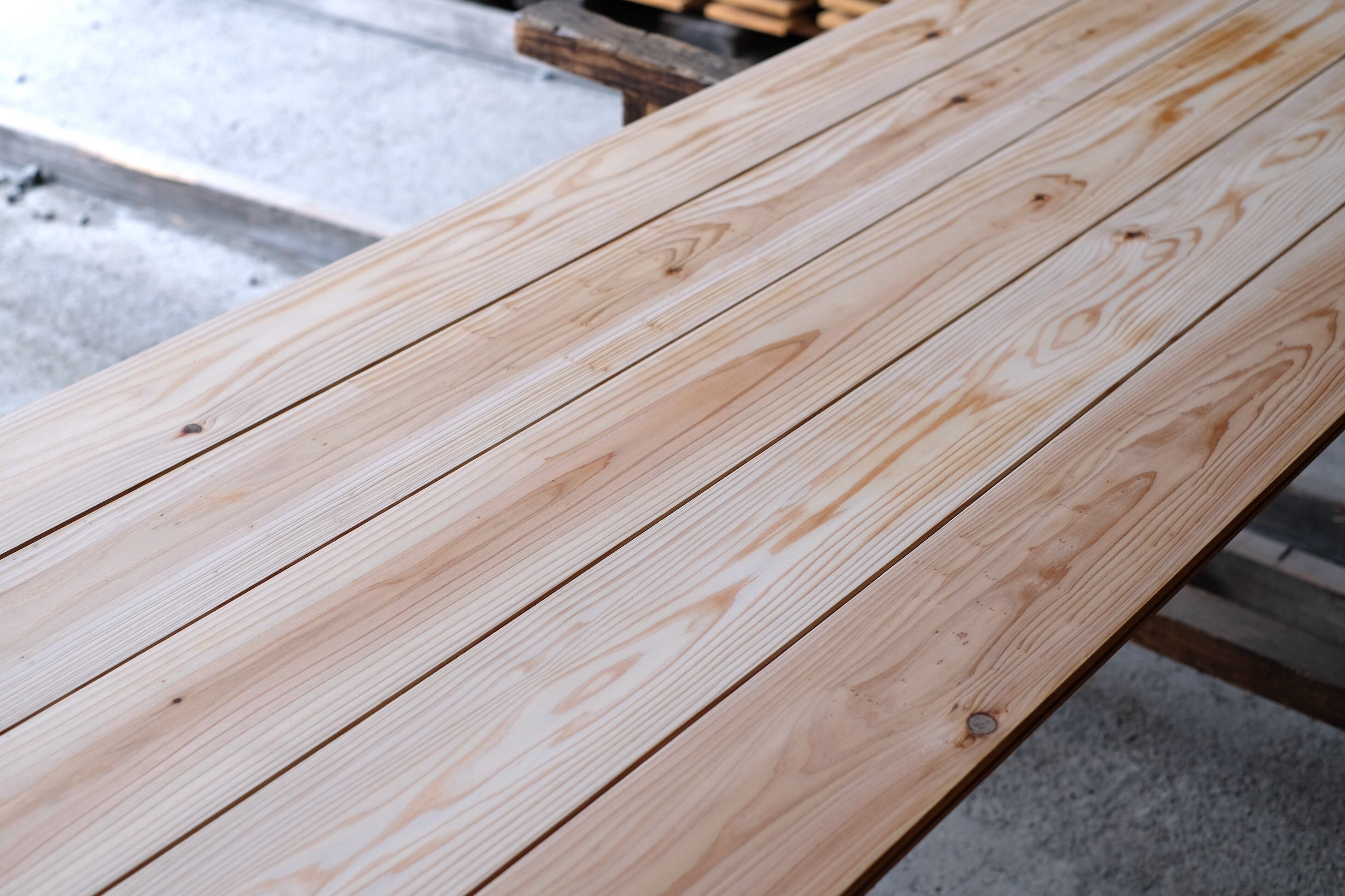 げん木｜節有り杉板 長さ1820/1940mm×厚さ15mm×働き幅135mm | カネサダ