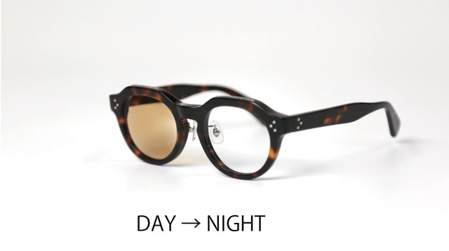 トラベラーズ グラス②［調光レンズ ］