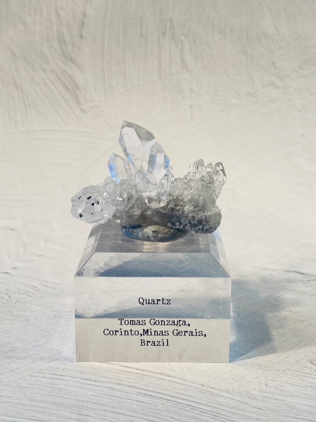 原石置物：ブラジル産水晶クラスター（小）