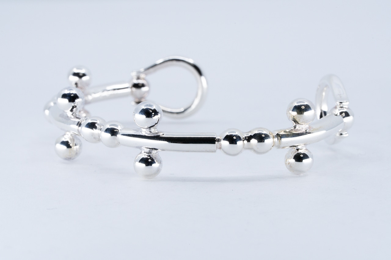 BN-114 BP Cross Junction bangle
