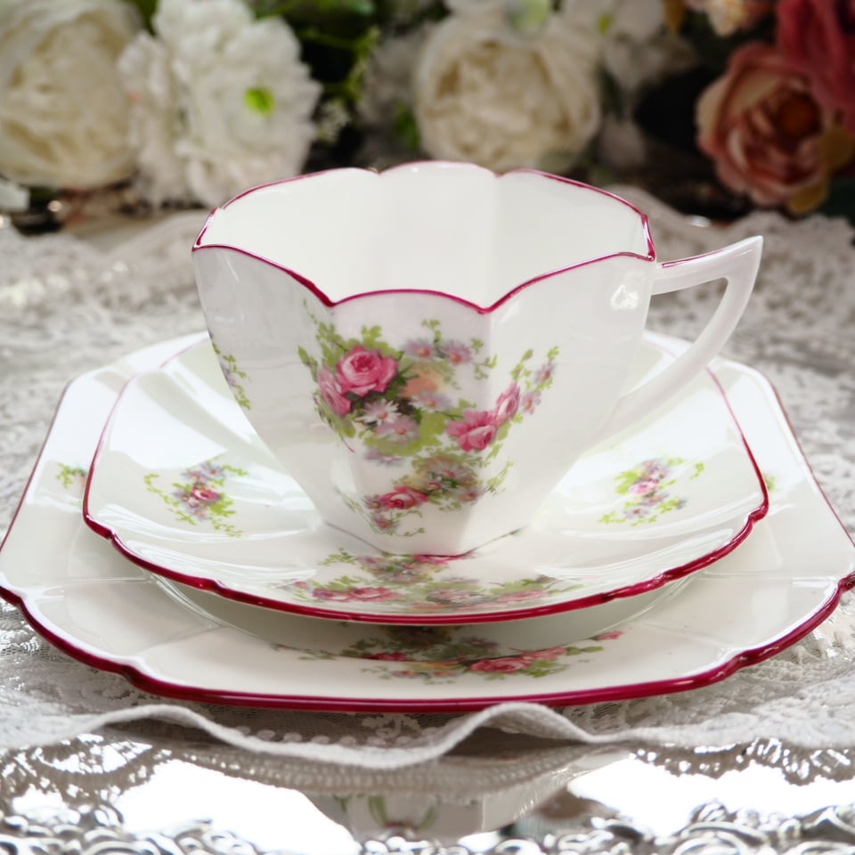 希少 アンティーク 英国タスカン窯トリオ &クリーマーとシュガーポット セット 希少 アンティーク 英国タスカン窯トリオ &クリーマーとシュガーポット