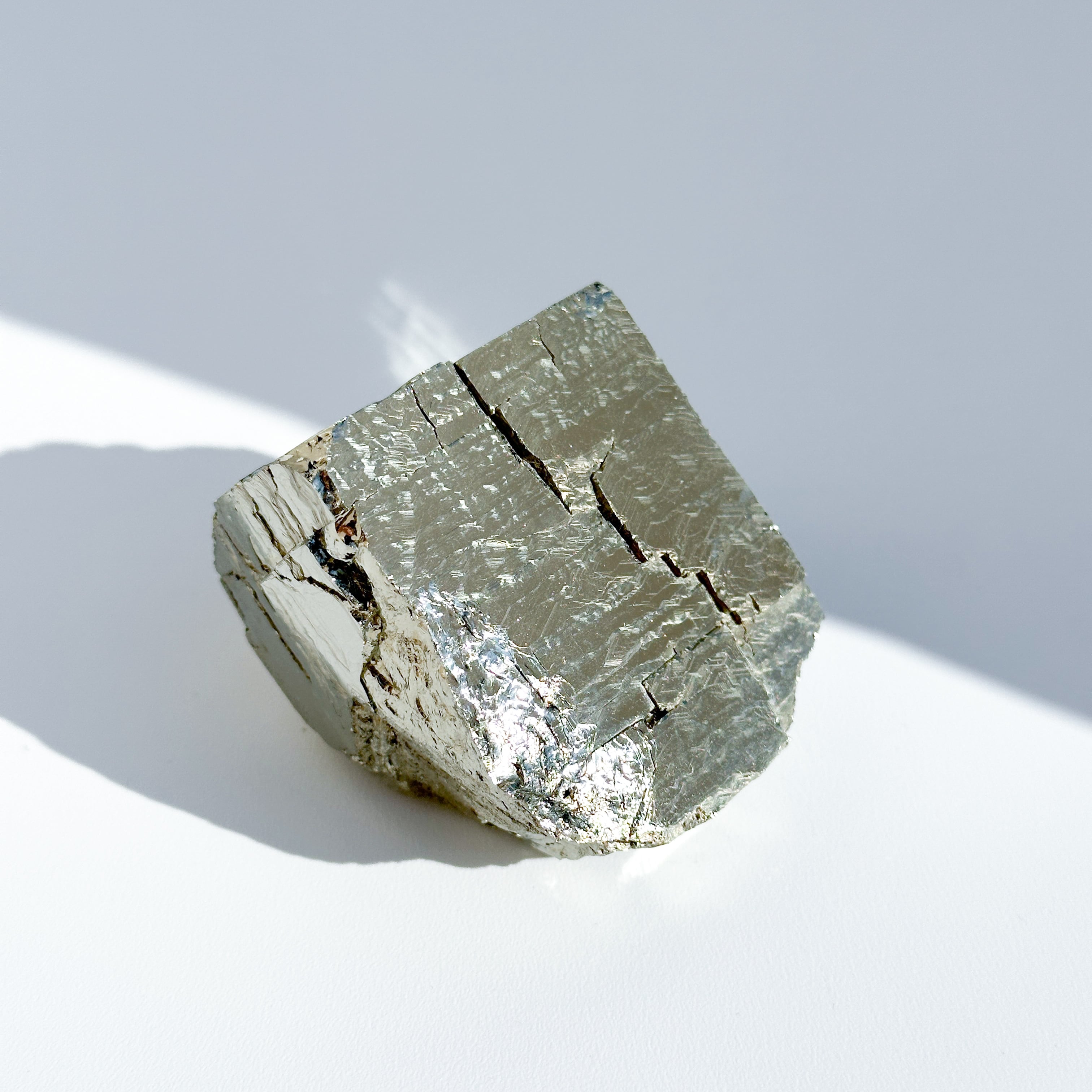 高品質】パイライト 原石82◇Pyrite◇天然石・鉱物・パワーストーン