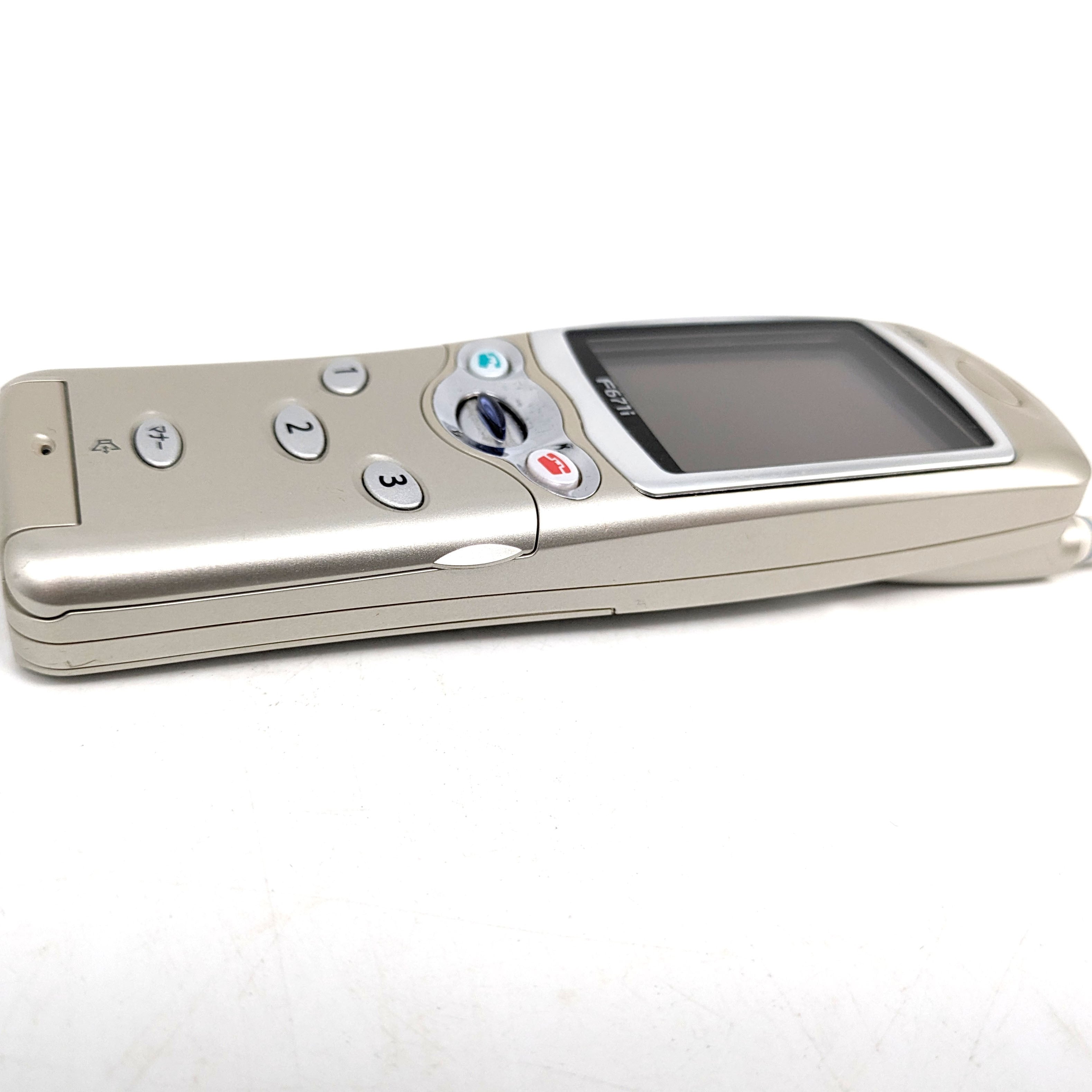 ドコモ　ガラケー d0f3008d172028256088f3747e5aef