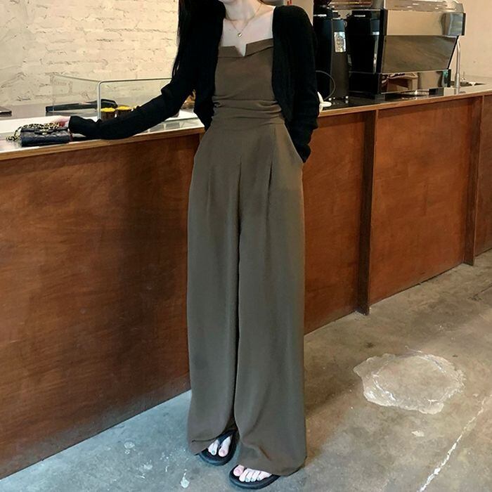 セットアップ オールインワン カーディガン レディース オーバーオール サロペット ワイドパンツ ロング ロング丈 かわいい 大人可愛い シンプル カジュアル おしゃれ お洒落 かっこいい レトロ 大人女子 こなれ感 ラフ キュート 送料無料 存在感 無地 秋 冬 10代 20代 30代 学生 通学 デート お出かけ 女子会 休日 着回し 普段使い 重ね着 韓国 韓国系 ファッション コーデ スタイル モテ 体型カバー トレンド 流行 インスタ映え S M