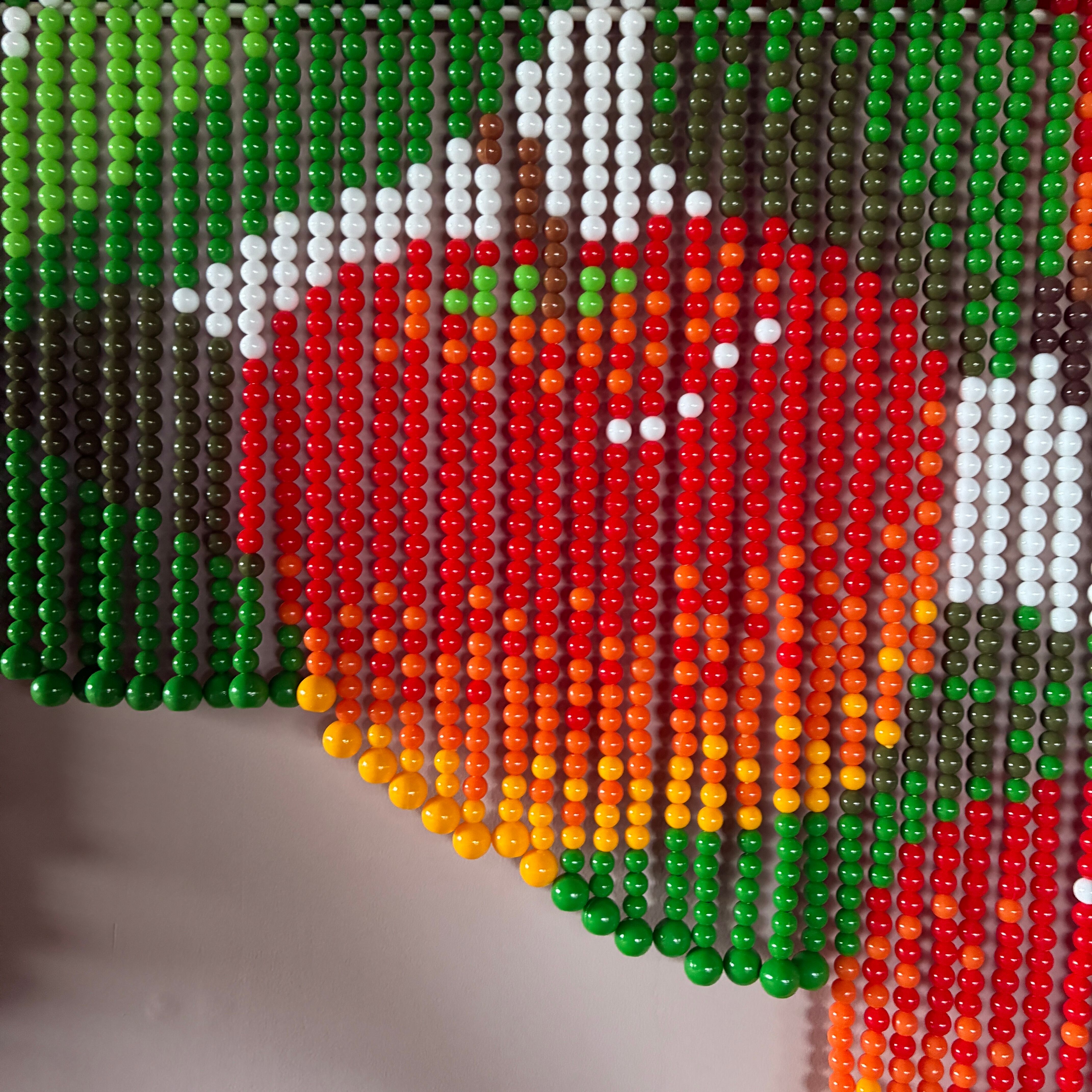 昭和レトロ りんごのビーズカーテン | ROKA STYLE