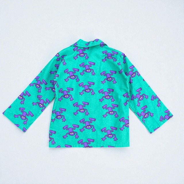 【KIDS】frog pajamas set up size:130〜140