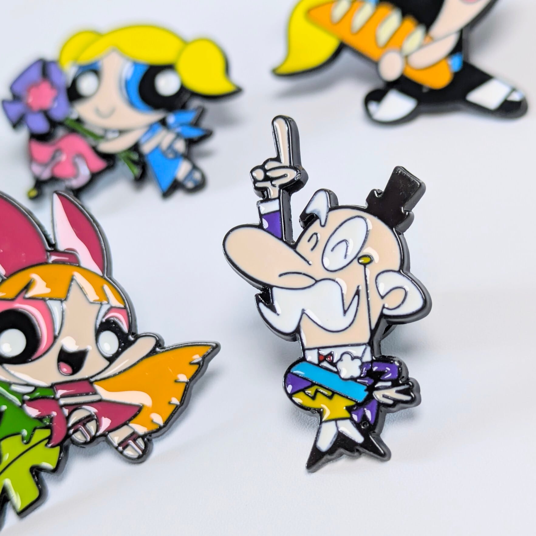 ♧送料無料！ ★ピンズ PINS★ピンバッジ 【 The Powerpuff Girls ( パワーパフガールズ ) 】6Pセット〚アメリカン雑貨 アメトイ〛