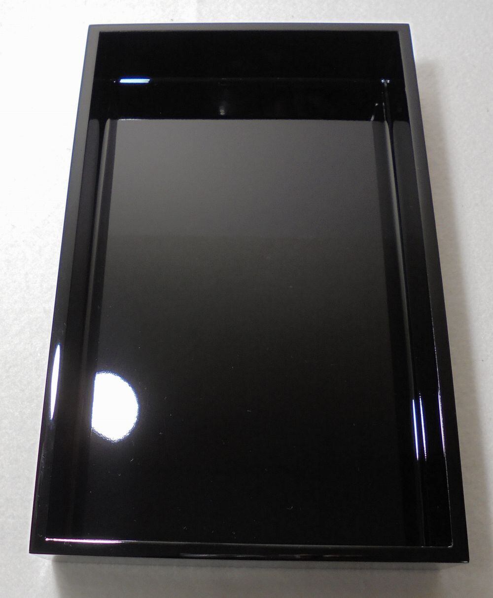 JUNKO Koshino お重 漆塗り ロゴ入り 黒 ヴィンテージ JUNKO Koshino お重 漆塗り ロゴ入り 黒 ヴィンテージ 漆塗り 重箱 3段重