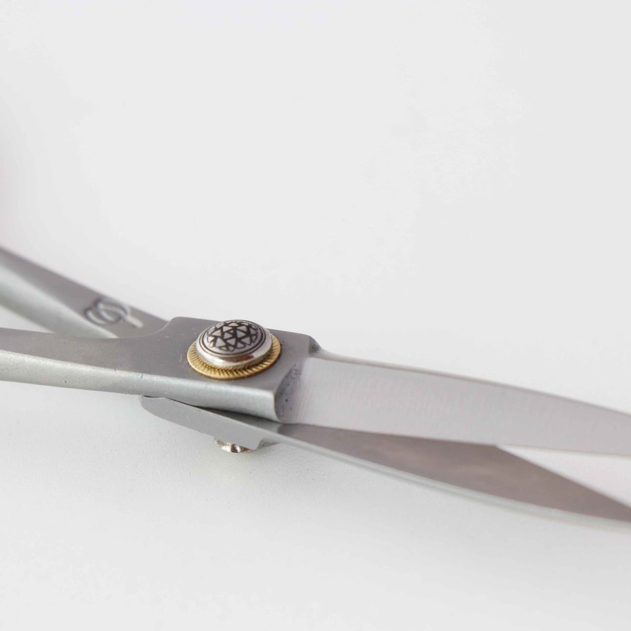 NEW 外山刃物×鶴仙園 オリジナルサツキ鋏 (short) | 鶴仙園