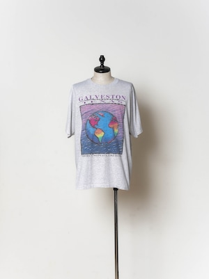 地球モチーフ　スーベニアTシャツ