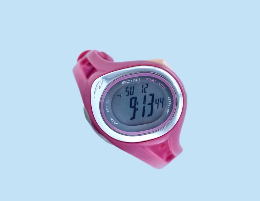 NIKE Triax Fly ランニングウォッチ NIKE “TRIAX FURY 50” DIGITAL RUNNING WATCH | LOOP