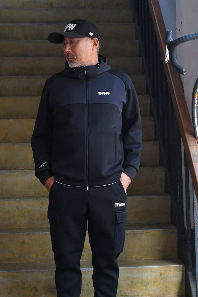 TFW49 CARDBOARD MATERIAL FULL ZIP HOODIE (T102520030) | satisfaction