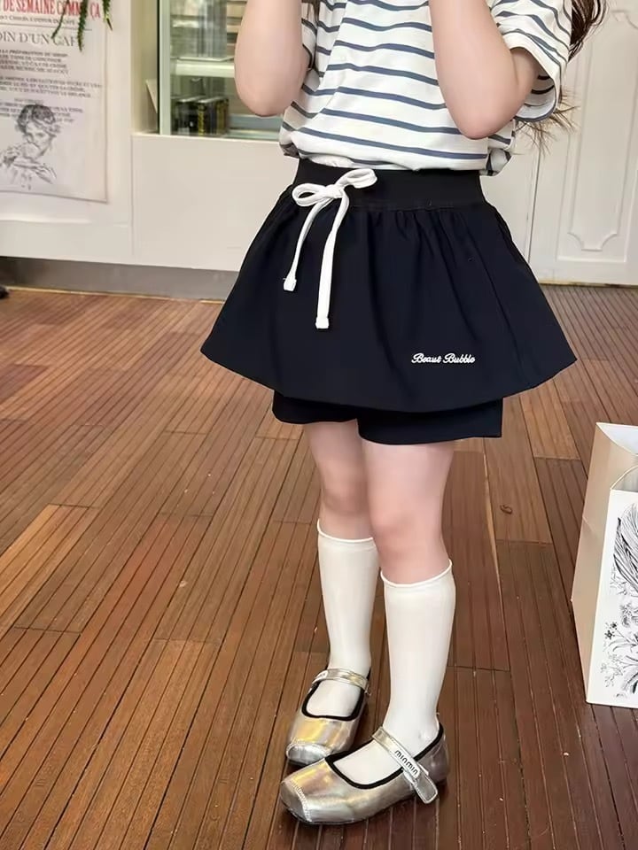 ロゴ刺繍ネイビーススカパン