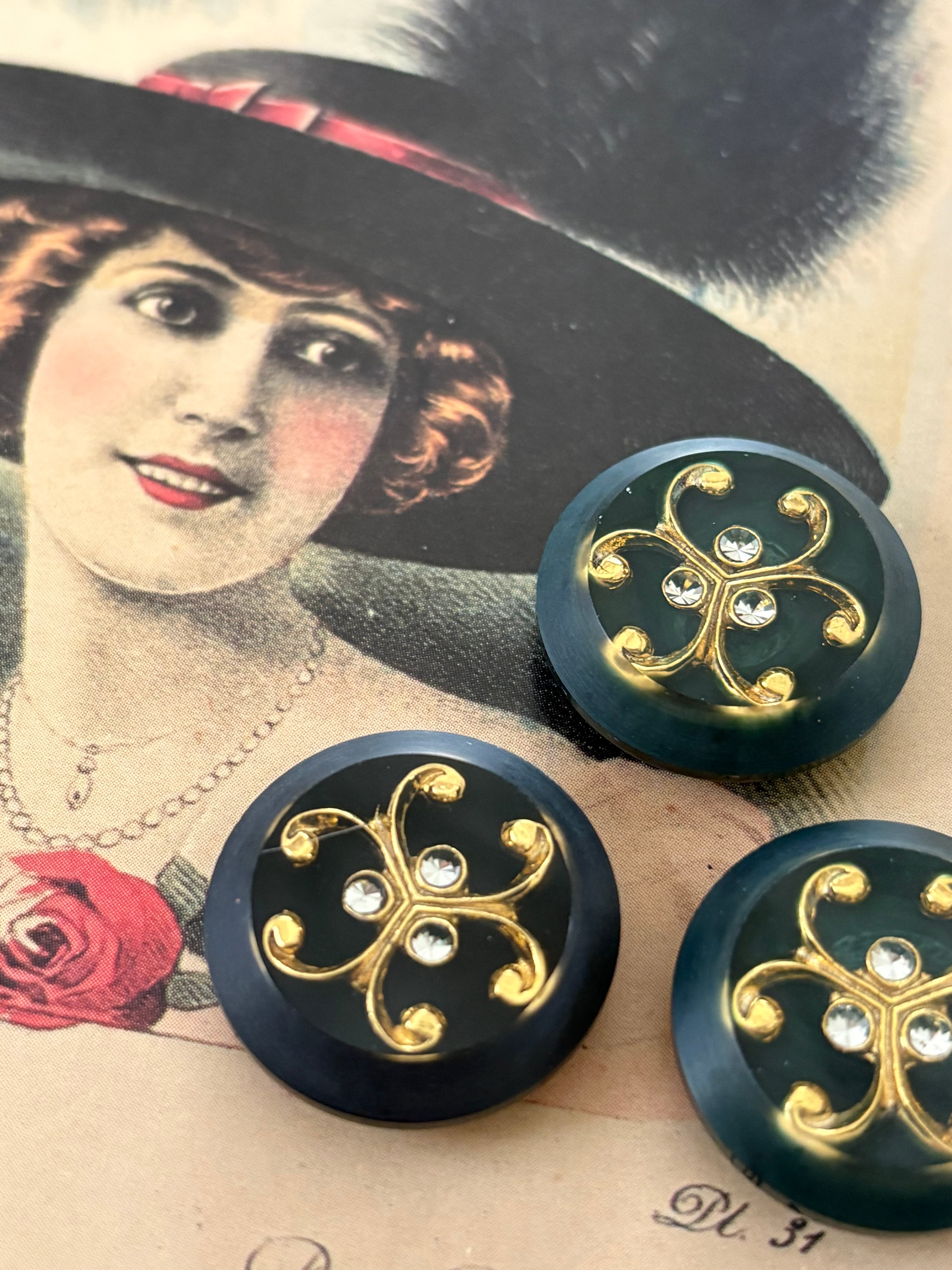 23mm Japanese ヴィンテージボタン 樹脂ボタン ブラック/ダークグレー×ゴールド×ストーン 高級ボタン アクセサリーパーツ コレクション