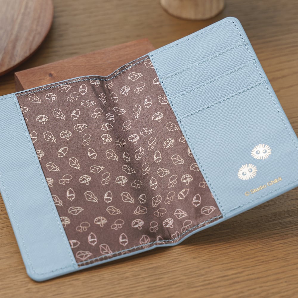 となりのトトロ パスポートケース 中トトロ（3520） | すすのこ商店