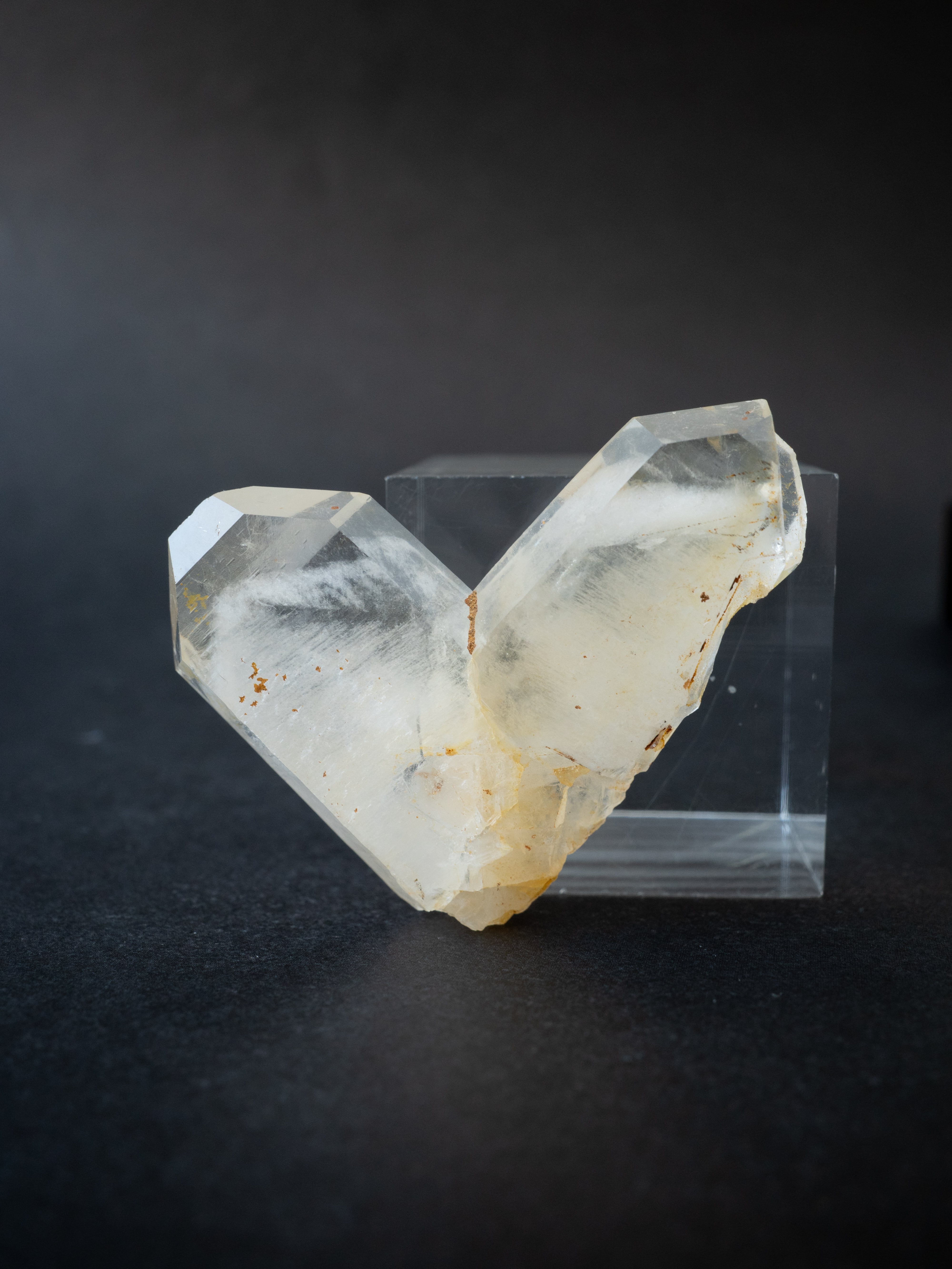 Twin Quartz | SELSHA