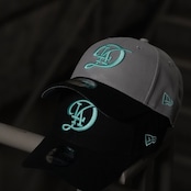 【gifthat別注】NEW ERA 940/9FORTY ロサンゼルス・ドジャースCITY CONNECT BLACK SEAGLASS