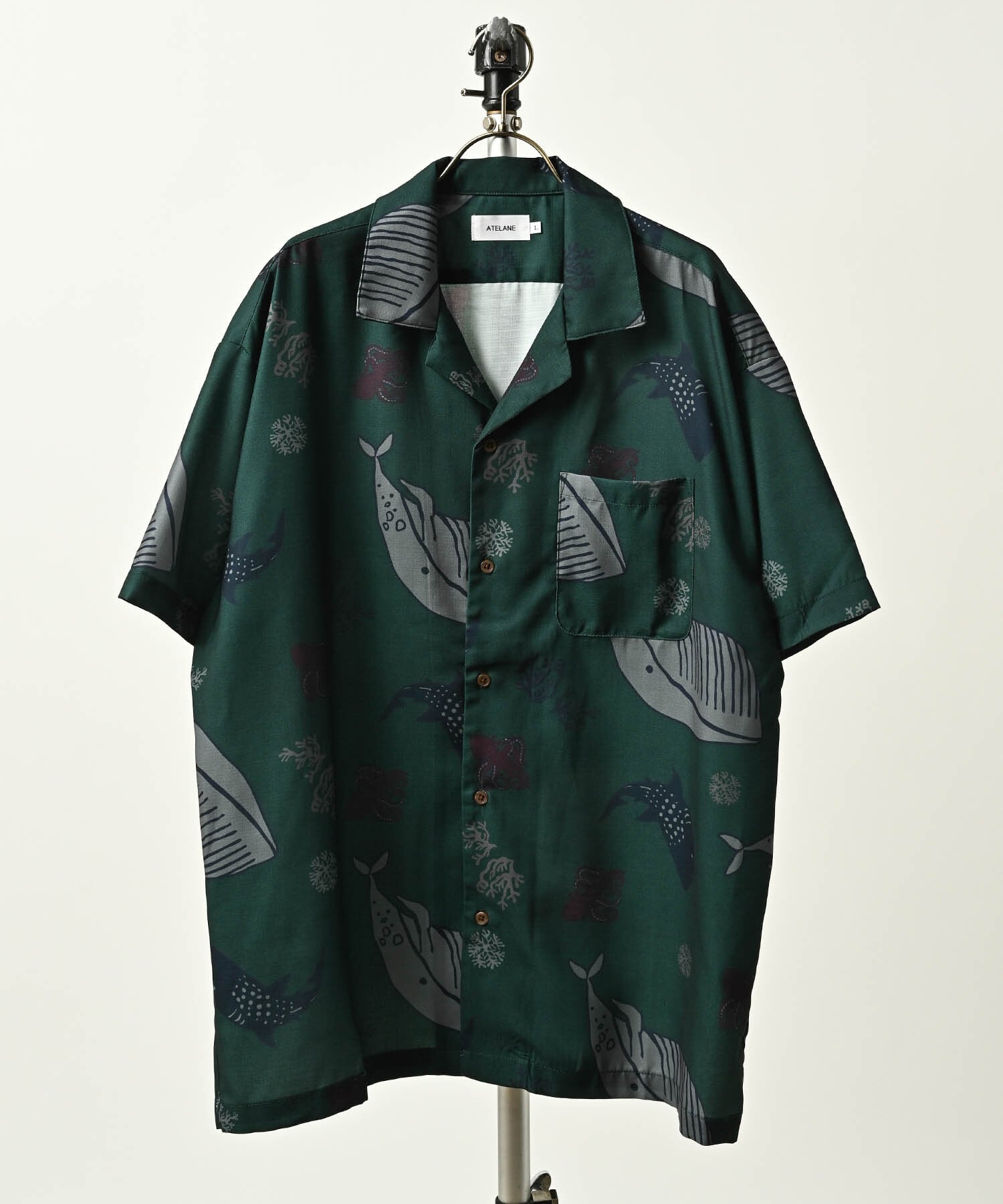 ATELANE Whale print short-sleeved open-collar shirt (GRN) 26A-15029