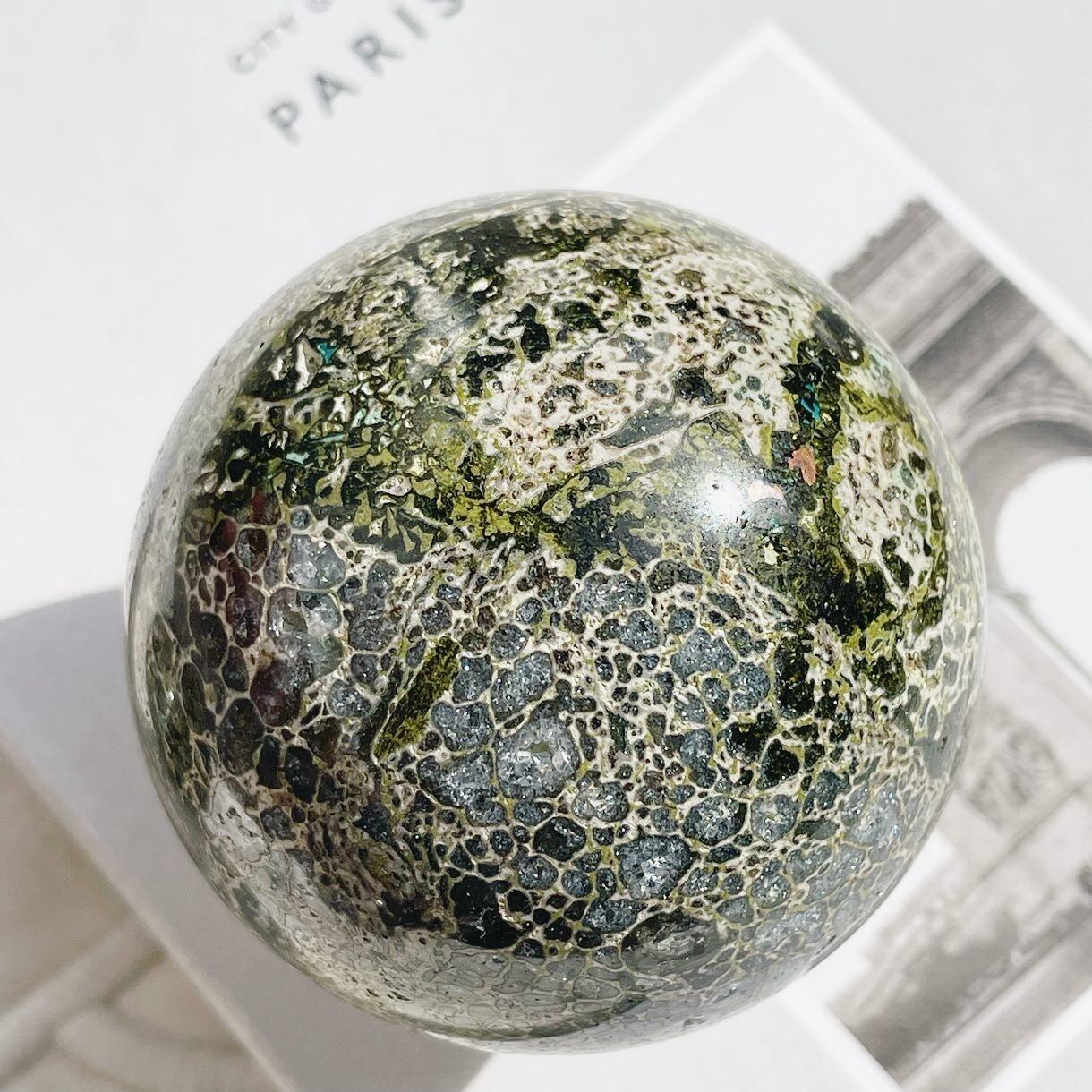 レア⭐︎ エピドート クリソコラ 水晶 銅 共生 スフィア 丸玉 天然石 Mineral Sphere 2 (クリアクォーツ、エピドート、パイライト