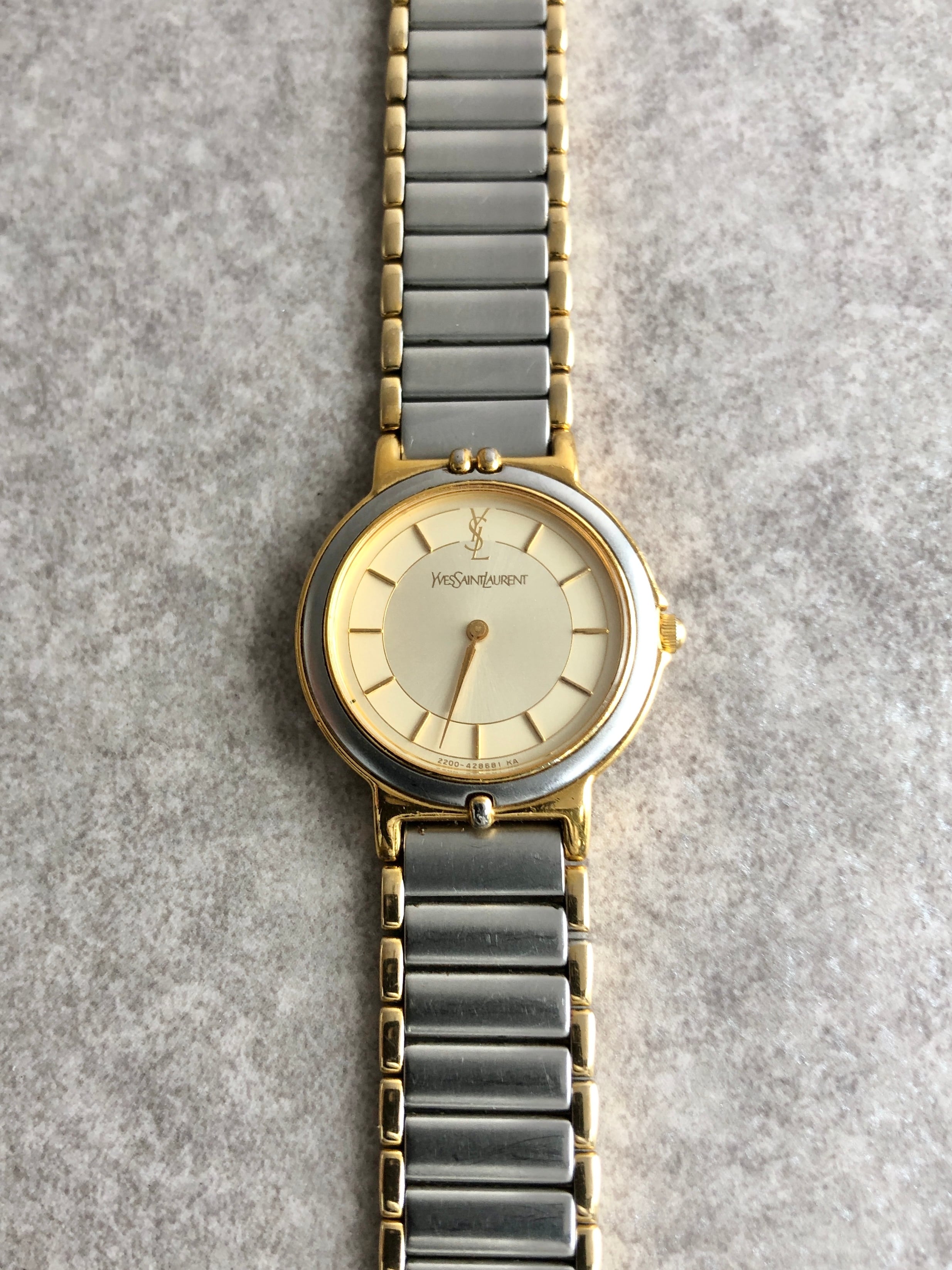 Yves Saint Laurent イヴ・サンローラン 腕時計 シルバー ゴールド