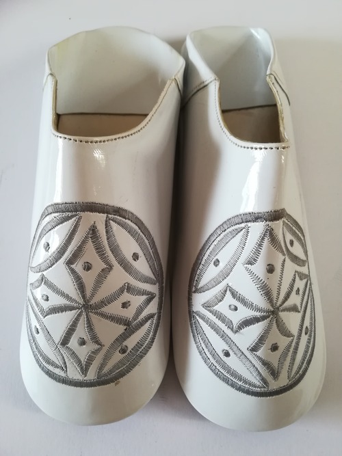 セネガルバブーシュ(女性M白・内外両用)