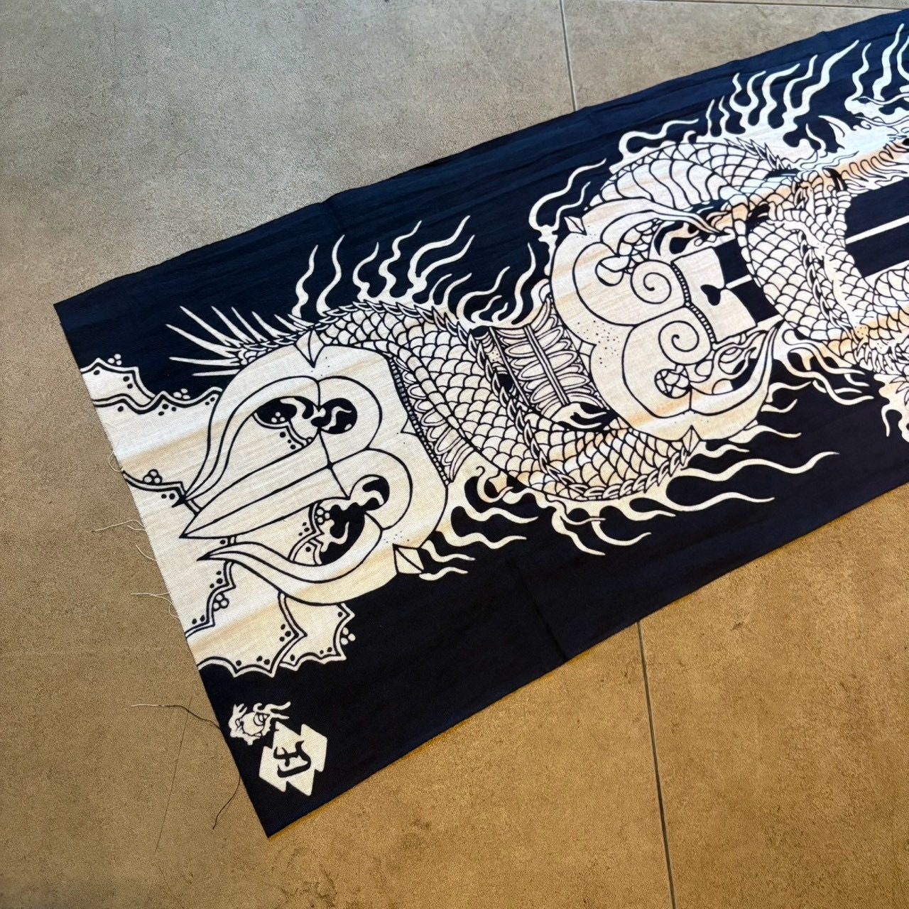 TENUGUI VERSION 伝統工芸 手ぬぐい KURIKARA side-A NAVY BLACK