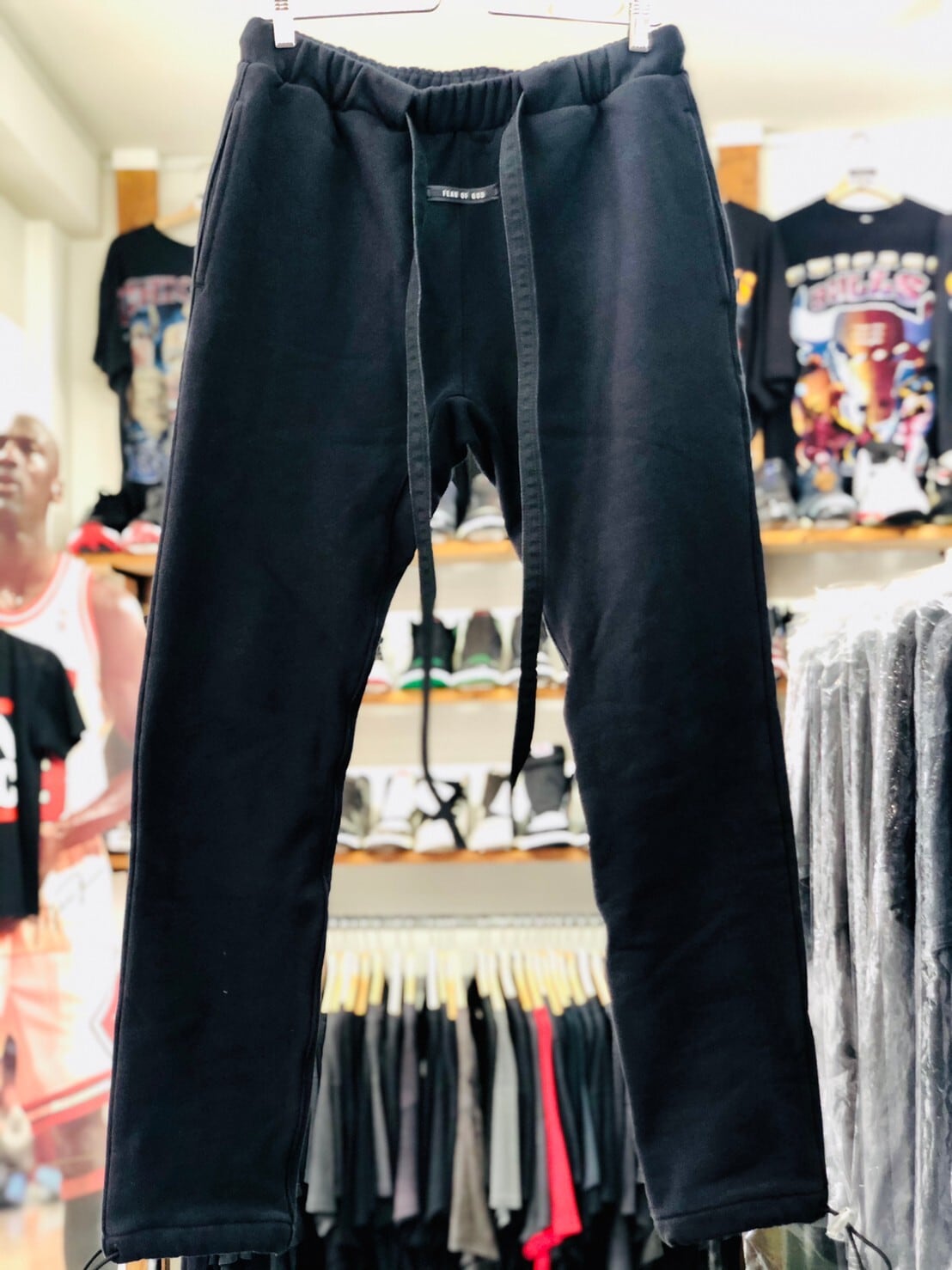 FEAR OF GOD SIXTH COLLECTION CORE SWEAT PANT BLACK SMALL FEAR OF GOD SIXTH COLLECTION CORE SWEAT PANT BLACK SMALL