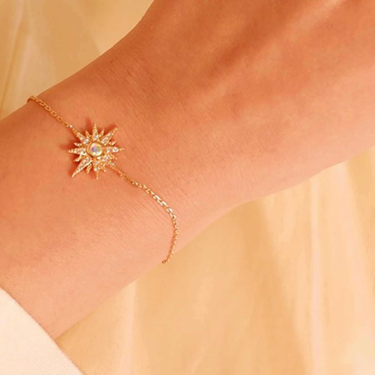 ブリギッドの太陽Ⅲ〜インボルクのブレスレット〜M23026