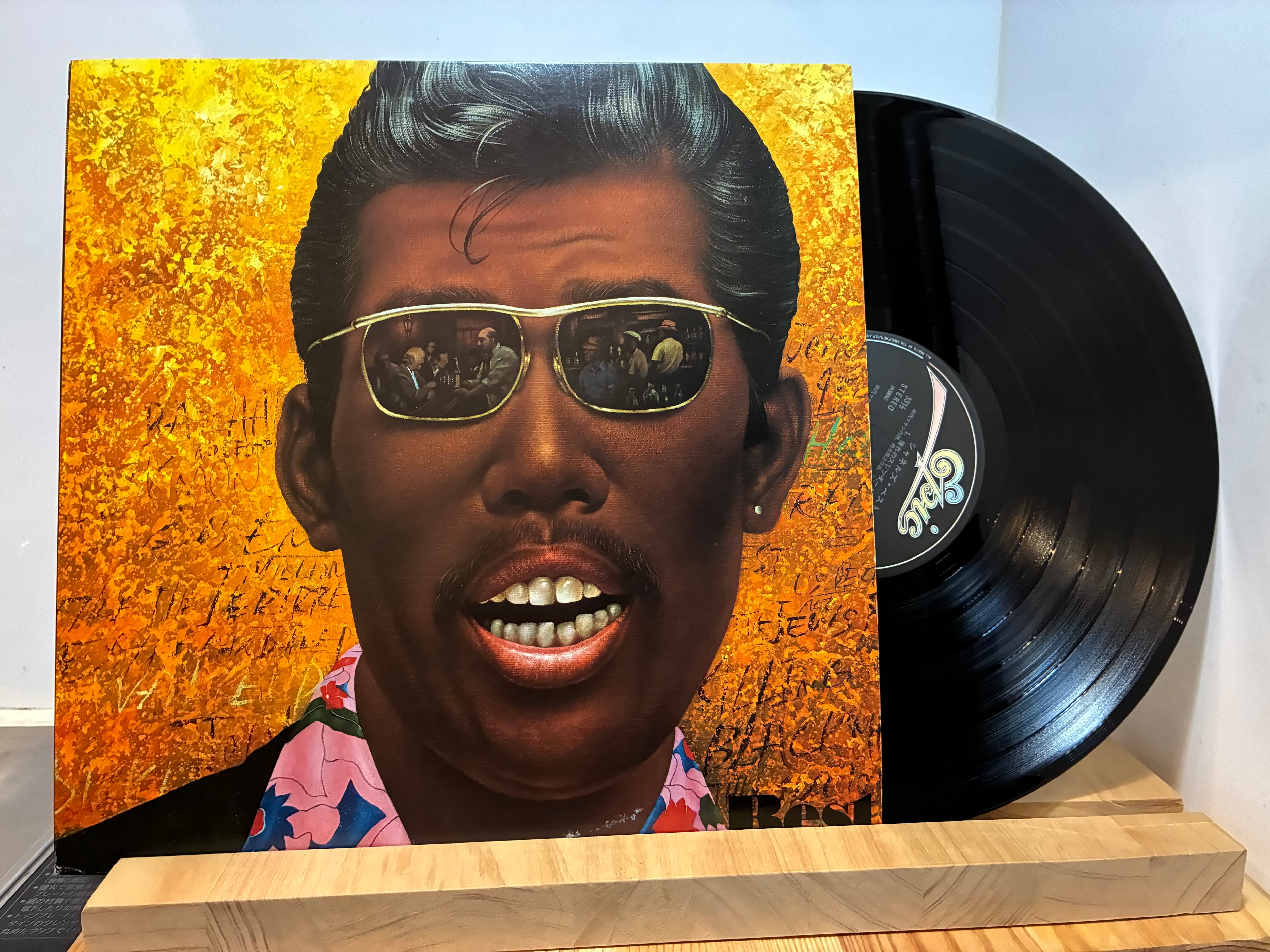 sixteen records (シックスティーンレコード)