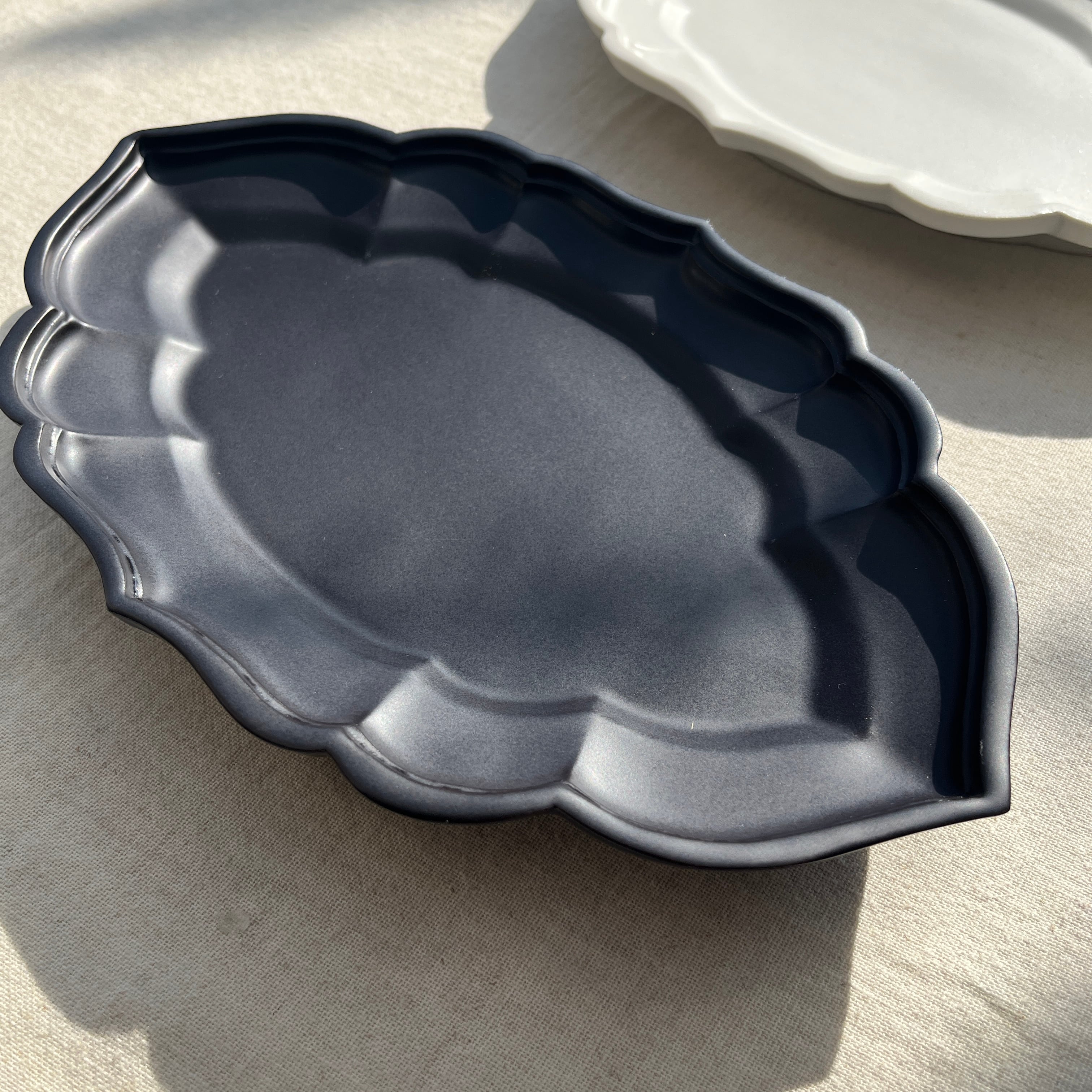 臼杵焼 USUKIYAKI オーバル皿 S ブラック USUKIYAKI研究所