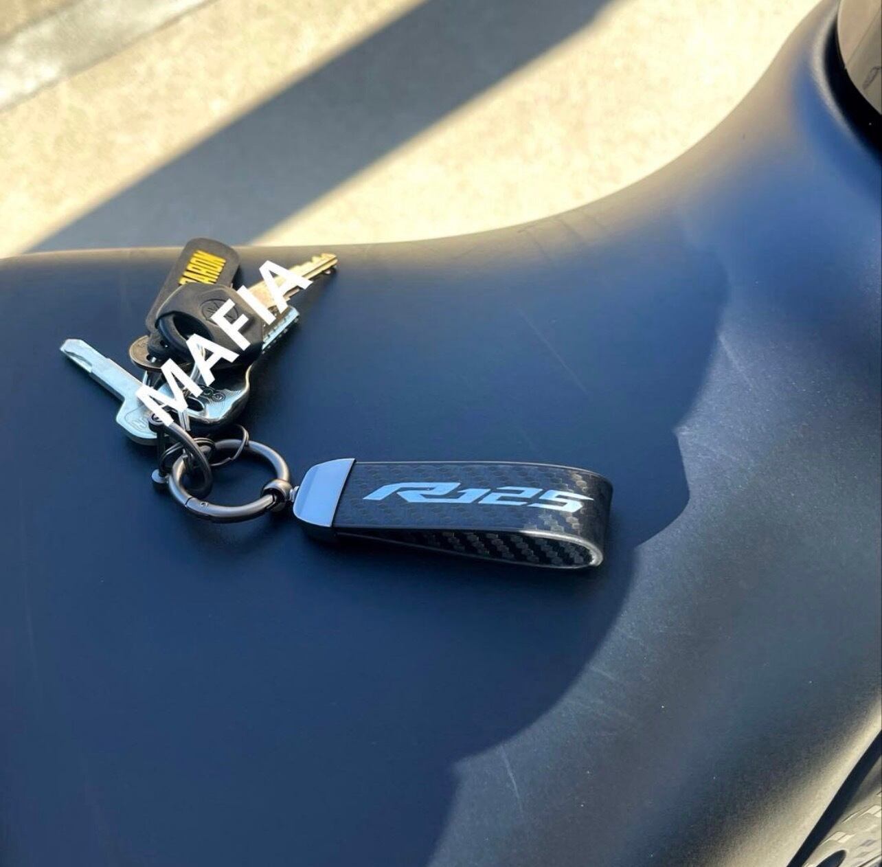 ヤマハ YAMAHA バイク キーホルダー カーボン調 レザー R25 R3 R1
