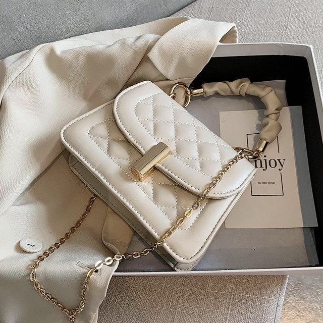 今年人気のレディースバッグ2020新しい流行のファッションワイルドインチェーンメッセンジャーバッグネットレッドハンドバッグ 手作りハンドバック21706468244