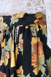 Sunflower pattern midi skirt