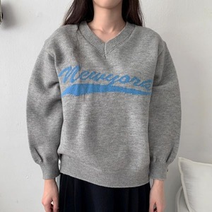 Lettering V-neck Knit 502211