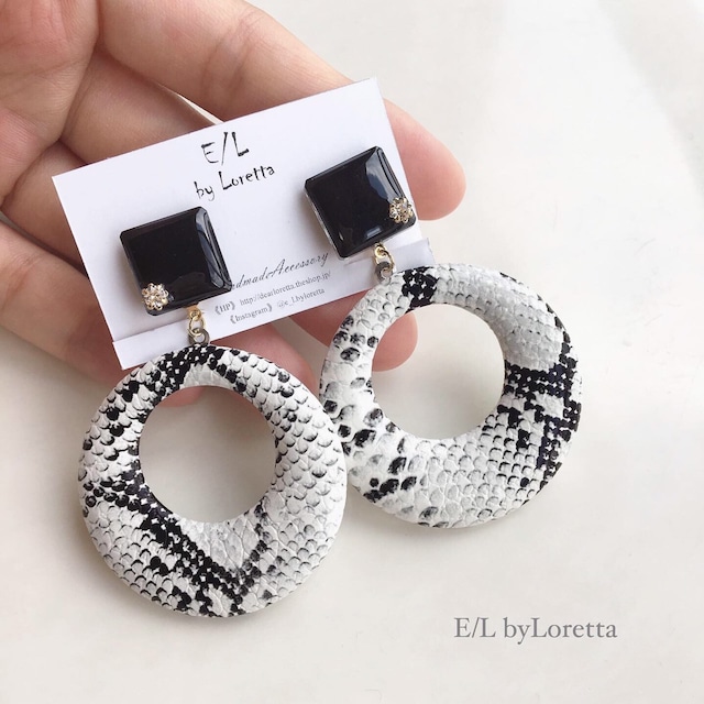 Python hoop square color pierce/earring(Black)