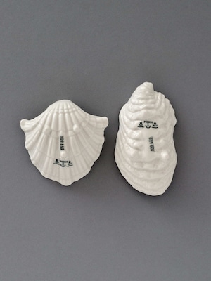 貝の形のトレイ / Shell Tray PUEBCO