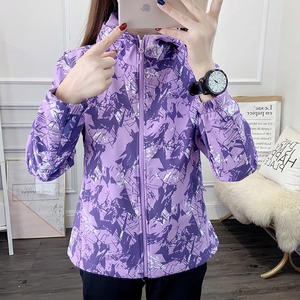 【送料無料】 ヨガウェア アウター ジャケット 4色 ハイネック ファスナー フード付き シンプル カジュアル コンサバ 華やか 大人 上品 おしゃれ お洒落 こなれ感 高見え 柄 オールシーズン レディース 女性用 ママ 30代 40代 運動 ヨガ 部活 トレーニング ジム ジョギング ランニング フィットネス スポーツ ファッション コーデ スタイル 楽ちん 体型カバー 垢抜け ブルー グリーン パープル ピンク ニュアンスカラー