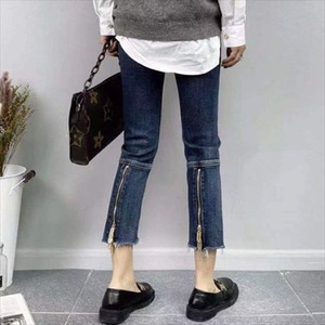 【送料無料】 ボトムス パンツ デニムパンツ ロング ロング丈 切りっぱなし バックファスナー かわいい 大人可愛い 大人女子 綺麗 シンプル カジュアル 大人 おしゃれ お洒落 こなれ感 ラフ コンサバ 無地 秋 30代 40代 レディース 女性用 ママ ママ服 お出かけ 女子会 お呼ばれ 休日 お茶会 授業参観 着回し 普段使い 韓国 韓国系 ファッション コーデ スタイル 楽ちん プチプラ 定番 デイリーユース S M L XL XXL 3XL 大きめ ゆったり ゆる ブルー 大人カラー 秋カラー