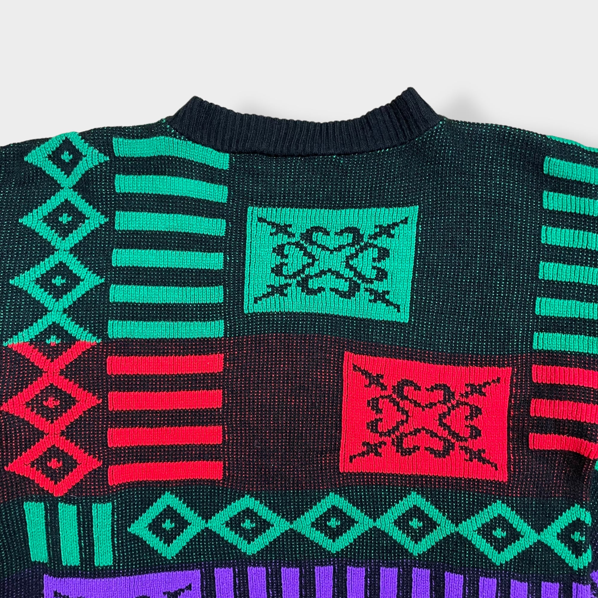 総柄ニット 総柄セーター デザインニット デザインセーター 個性的