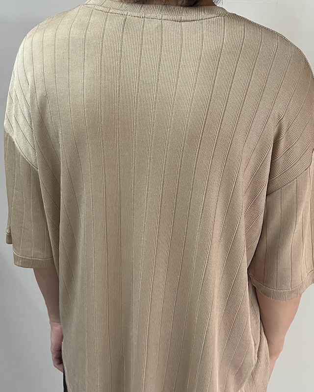 oversized shiny T-shirt