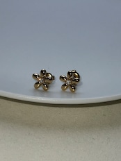 Flower pierce