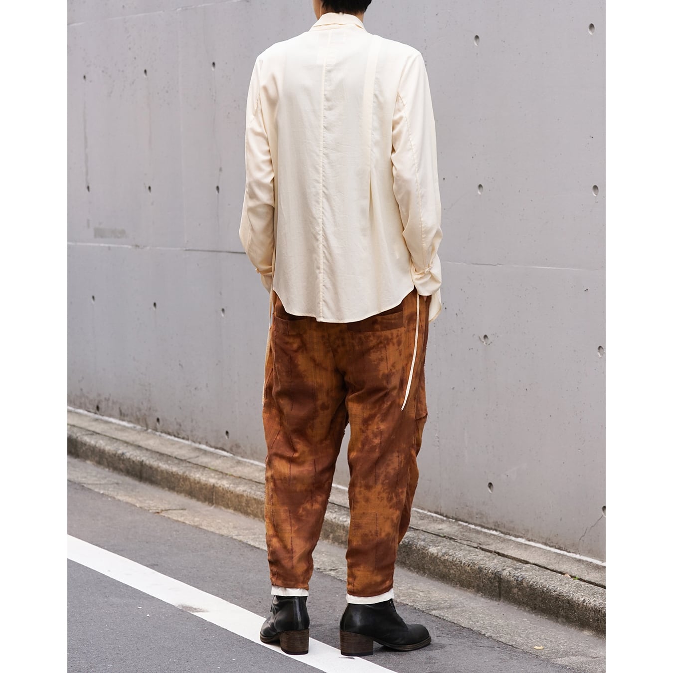 Aleksandr Manamis] (アレクサンダーマナミス) 1261068 FOLD KNEE PANT