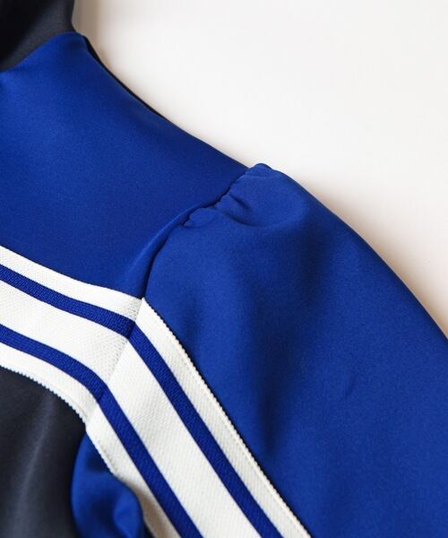 HOLIDAY】 puff sleeve track jacket (navy） | olaf