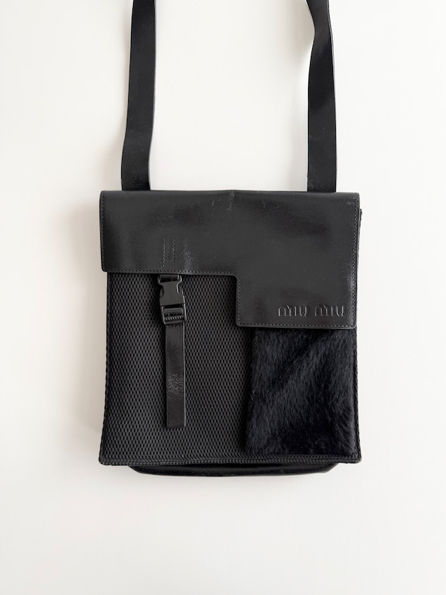 FW1999 MIU MIU LEATHER DOCKING SHOULDER BAG