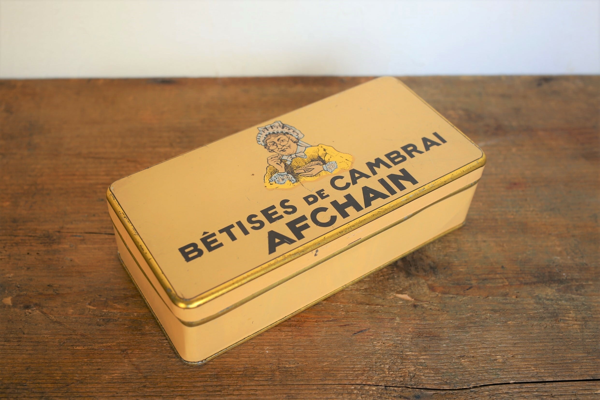 フランス アンティーク ヴィンテージ BÊTISES DE CAMBRAI キャンディー 缶 AFCHAIN