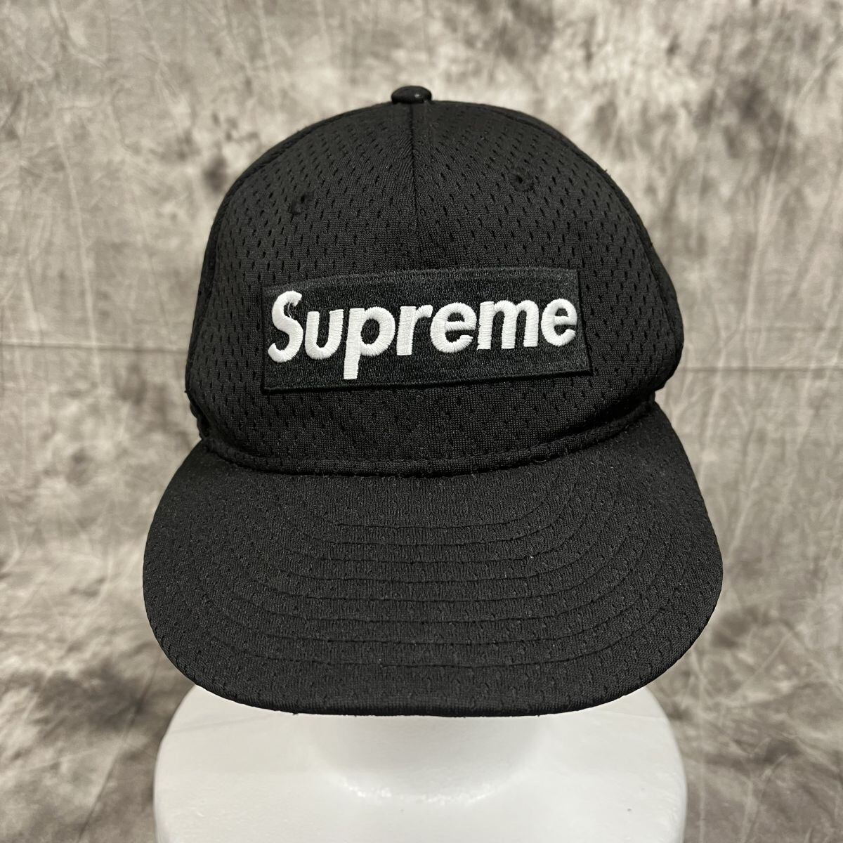 Supreme 18ss MESH BOX LOGO NEW ERA  60.6