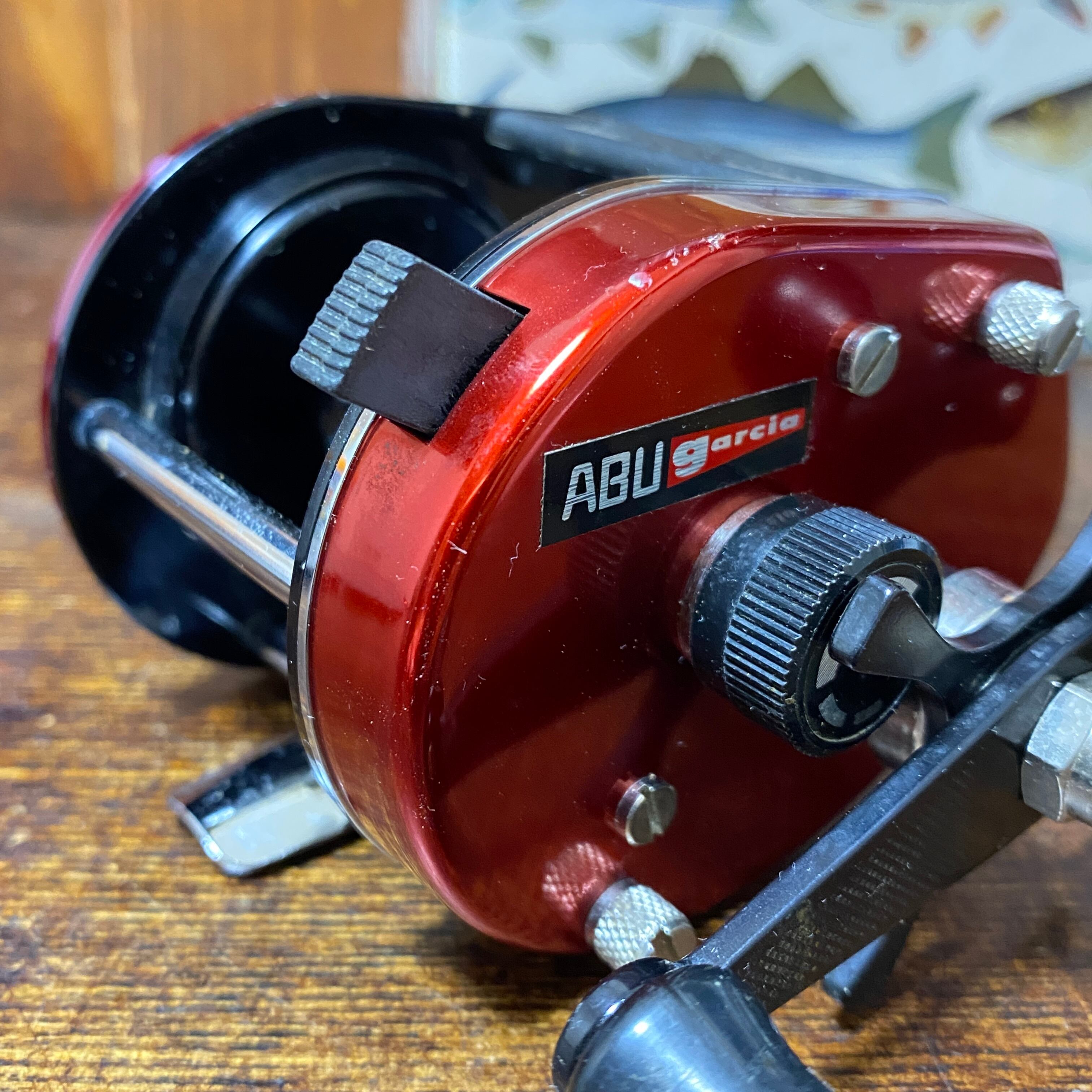 ABU Ambassadeur 2000 赤 80's ABU Ambassadeur 2000 RED #820600 [3900] | Tackleshop GTA