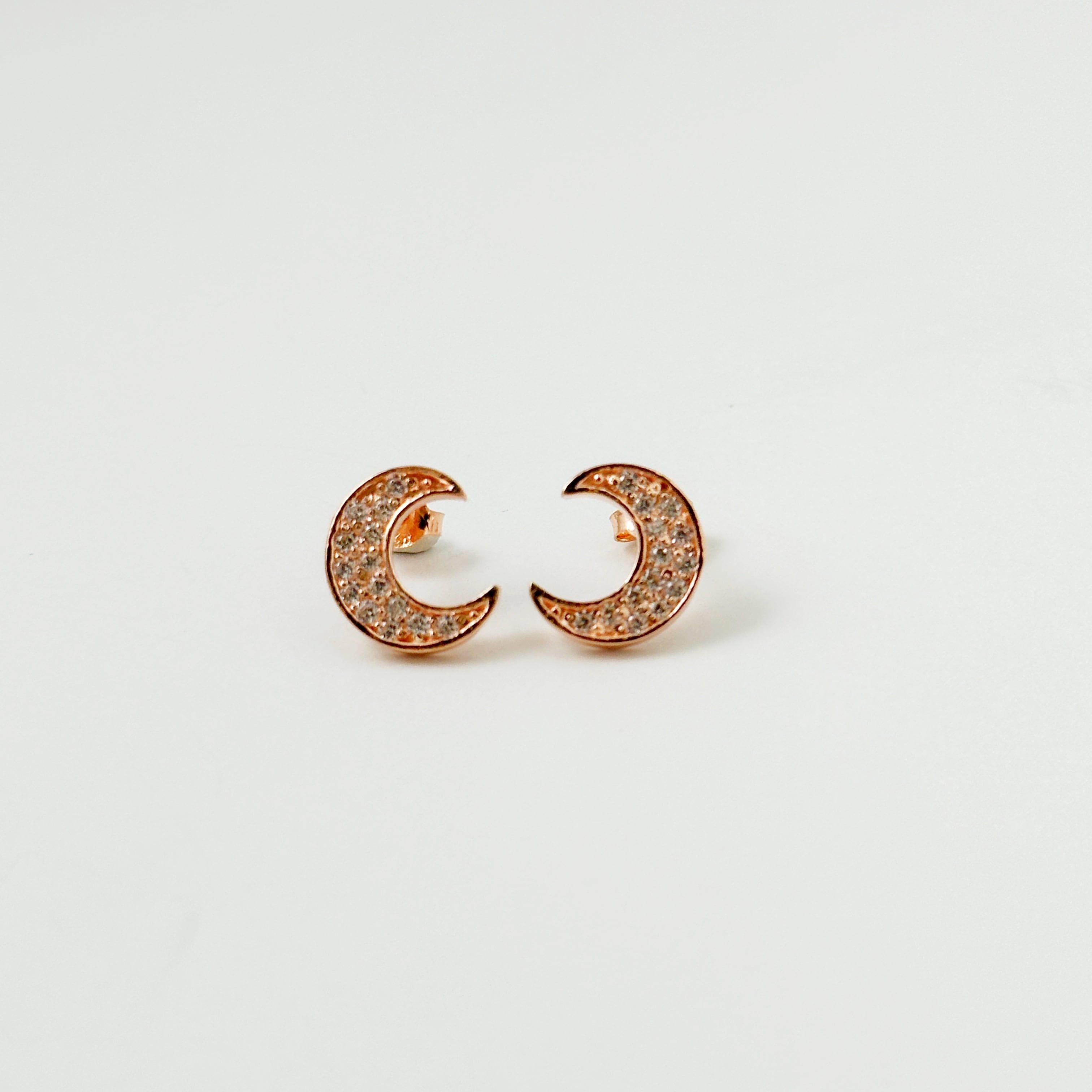 シェル月のピアス Pink Gold Coating 三日月 ジルコニア ピアス 月星 | 【公式通販】鎌倉