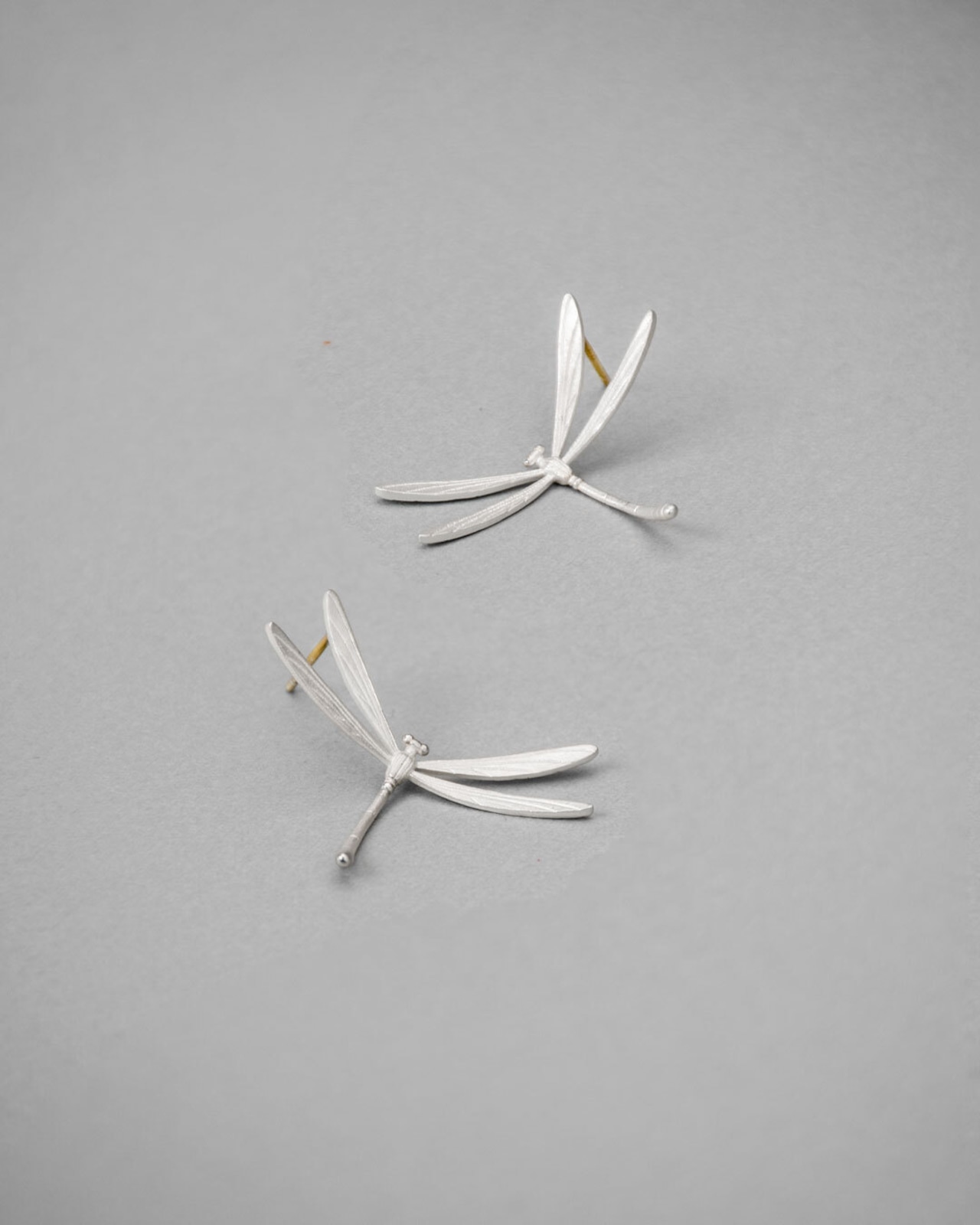 〔New〕トンボ ピアス