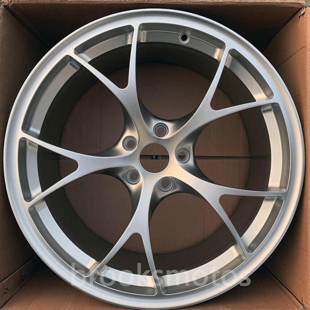 アルファロメオ ジュリア 19インチ 鍛造 ホイール 19x8 19x9 ハイパー